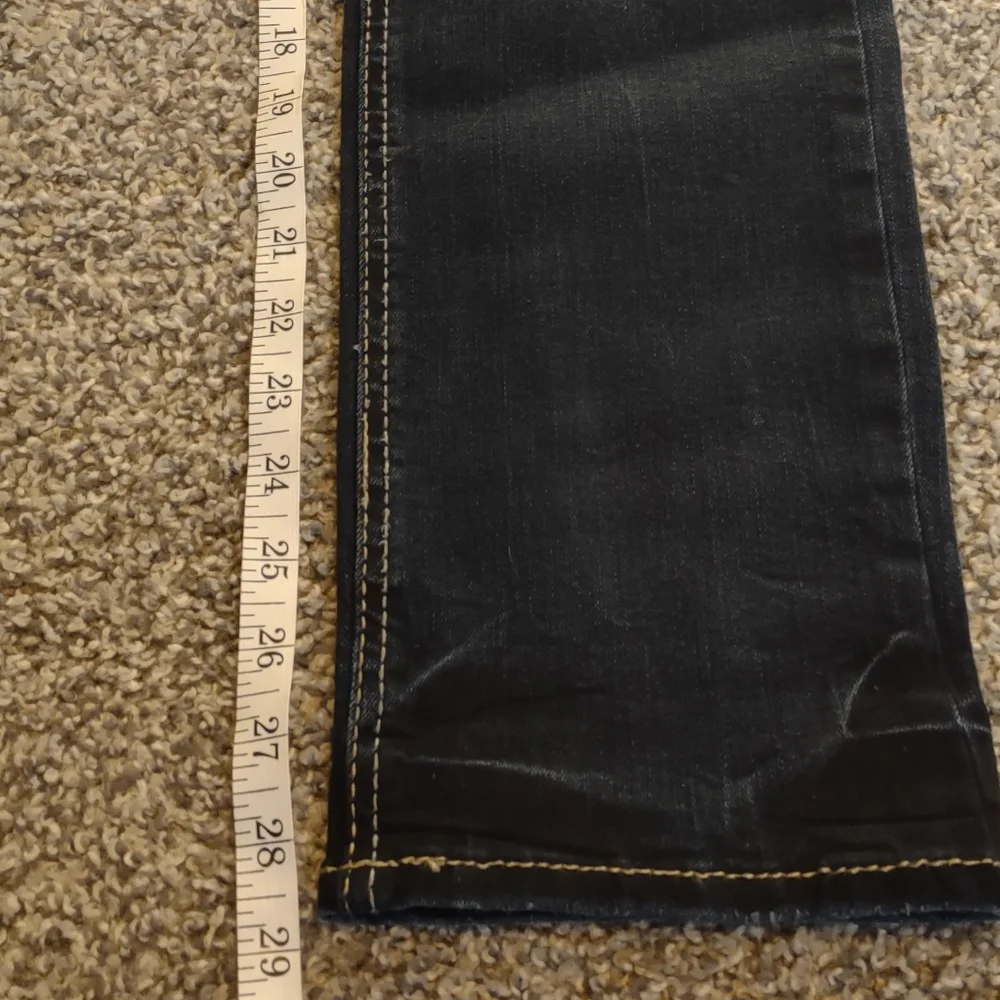 Silver Jeans Co. Suki Curvy Fit Mid Rise Jeans - Picture 8 of 14